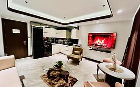 One Euphoria Prime Suite Hotel